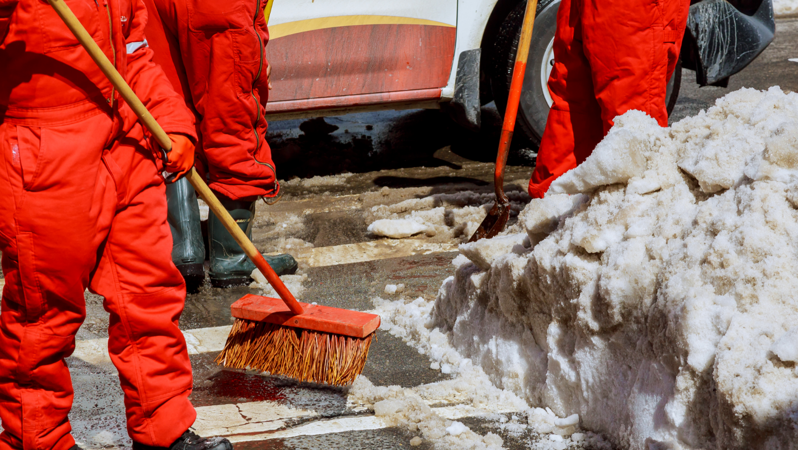 snow cleaning